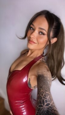 Facetune 22 12 2024 14 49 36 214x380