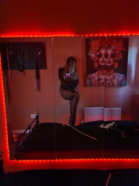 20250624 172240 285x380