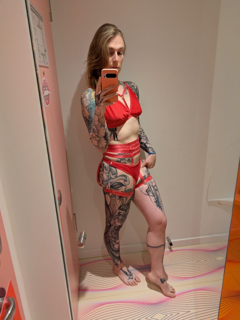 8BFC2A6C D5EA 4D17 8768 30195D3A9843 768x1020