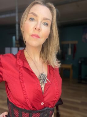 IMG 20251127 WA0026 285x380