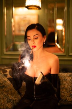 20251217174538479 253x380