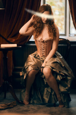 JDH04108edit 253x380