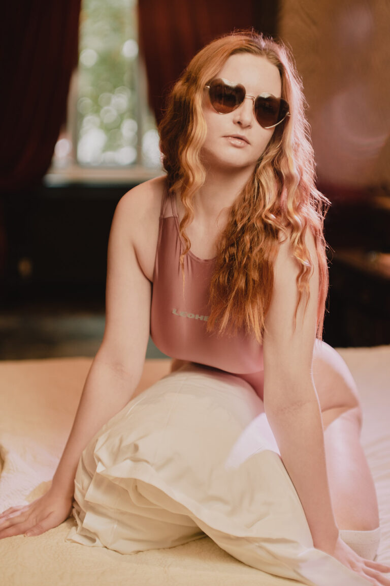 JDH04645edit 768x1152