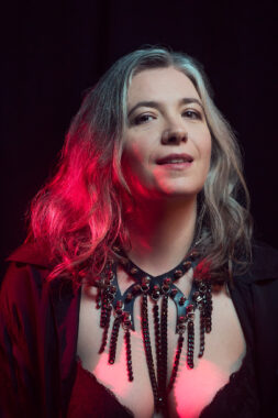 JDH03603edit 253x380